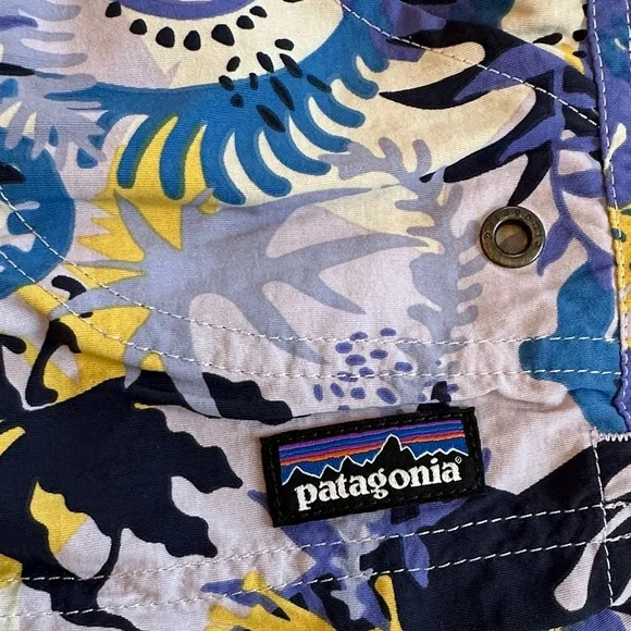 Patagonia Kids' Board  Print Shorts XS - Picture 3 of 12